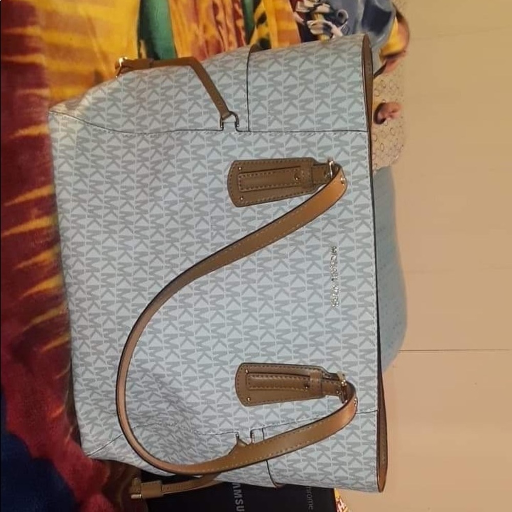 Mk tote purse